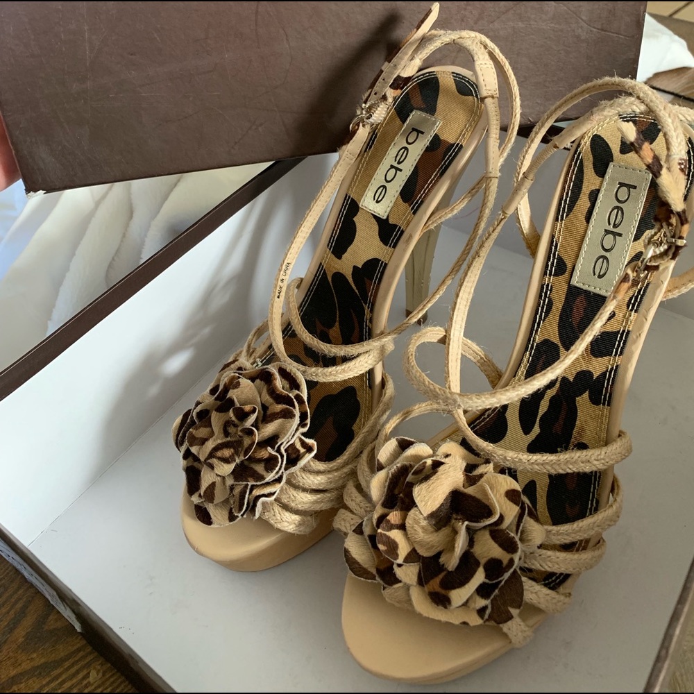 Bebe size 8 heels